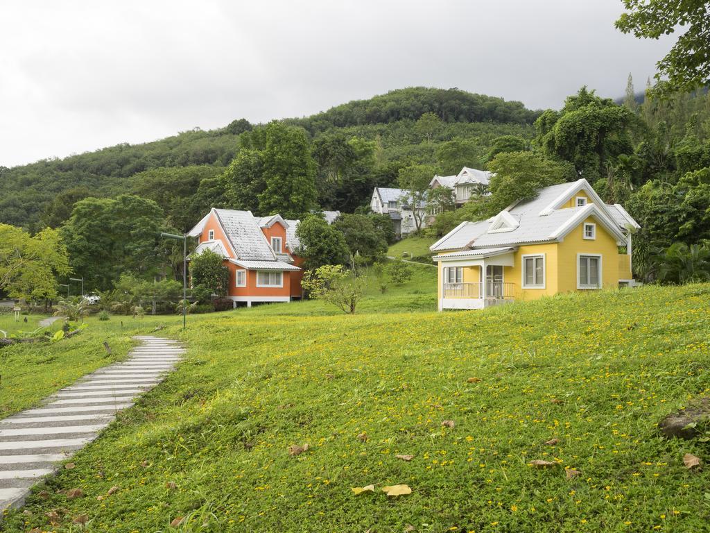 Brookside Valley Resort Rayong Buitenkant foto